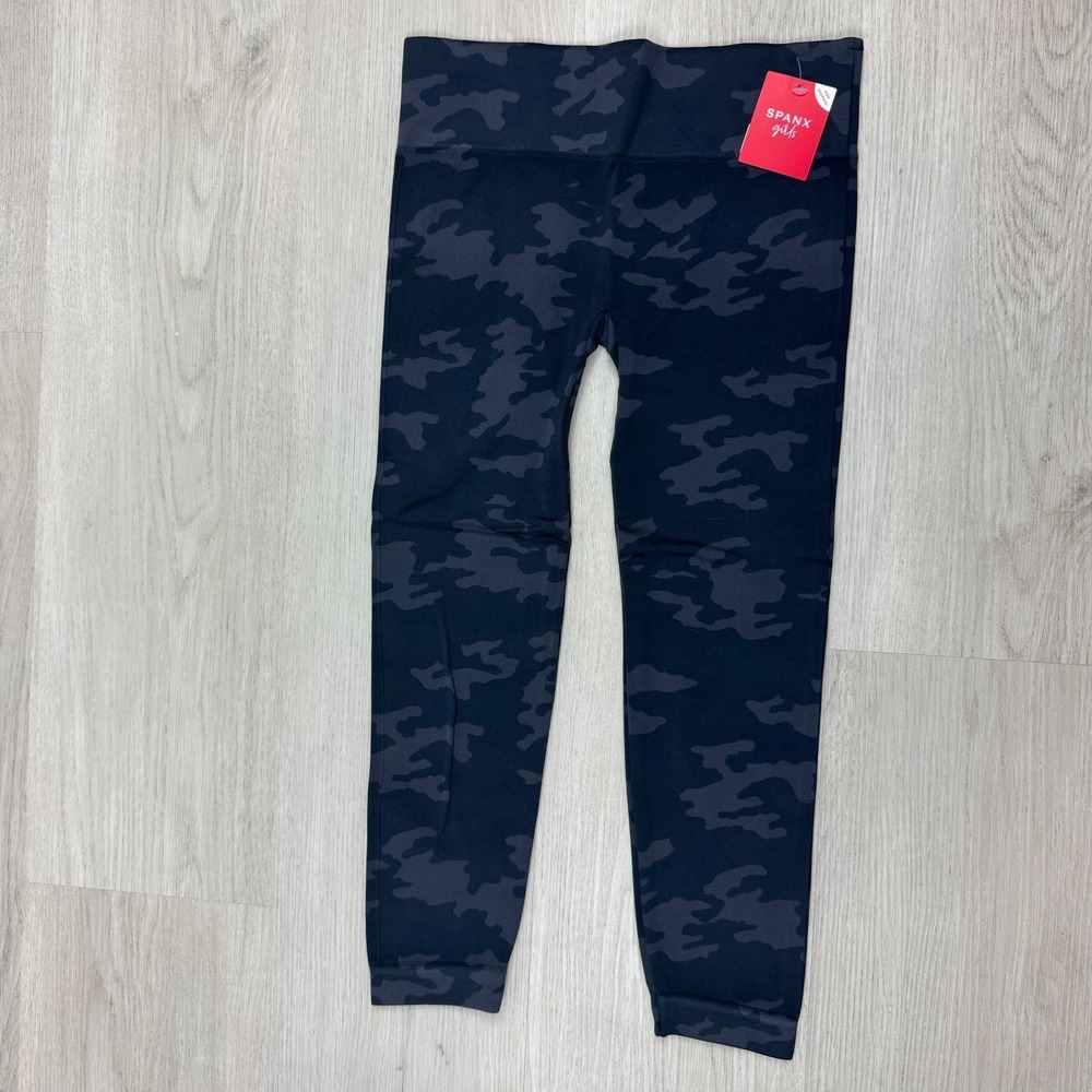 Spanx Girls Ecocare Seamless‎ Leggings Size Large Black Camo 20344G